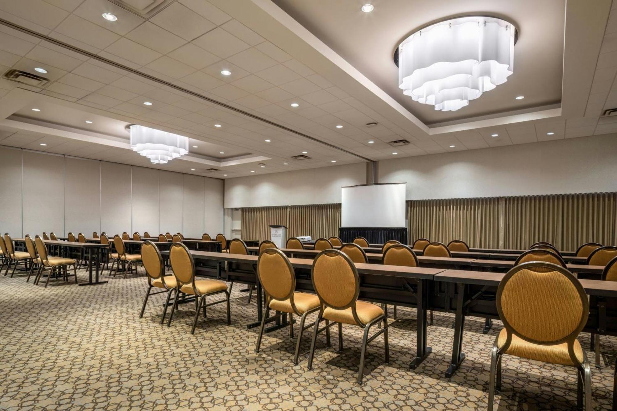 Sheraton Vancouver Guildford Hotel Surrey Esterno foto